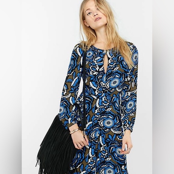 Express Womens Blue Pop Floral Culottes Jumpsuit Mid Calf Long Sleeve - Picture 2 of 16